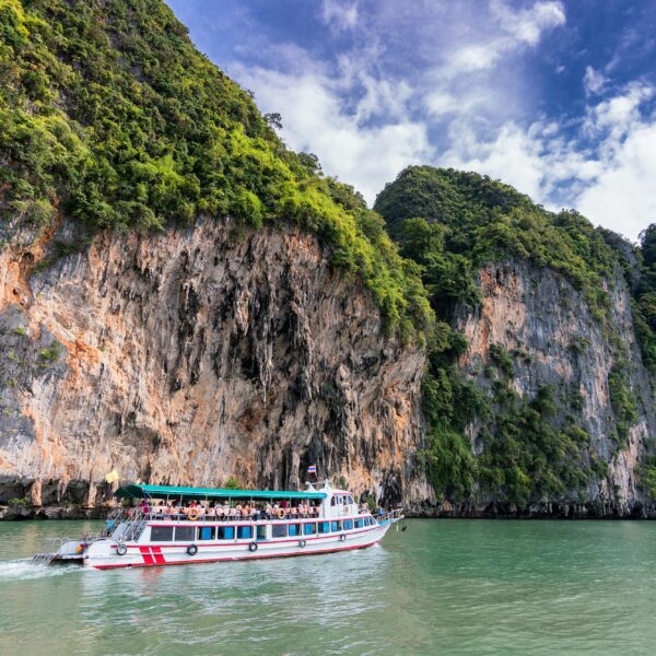 Luxury Trip to Thailand: Opulent Beaches, Cities, and Adventures